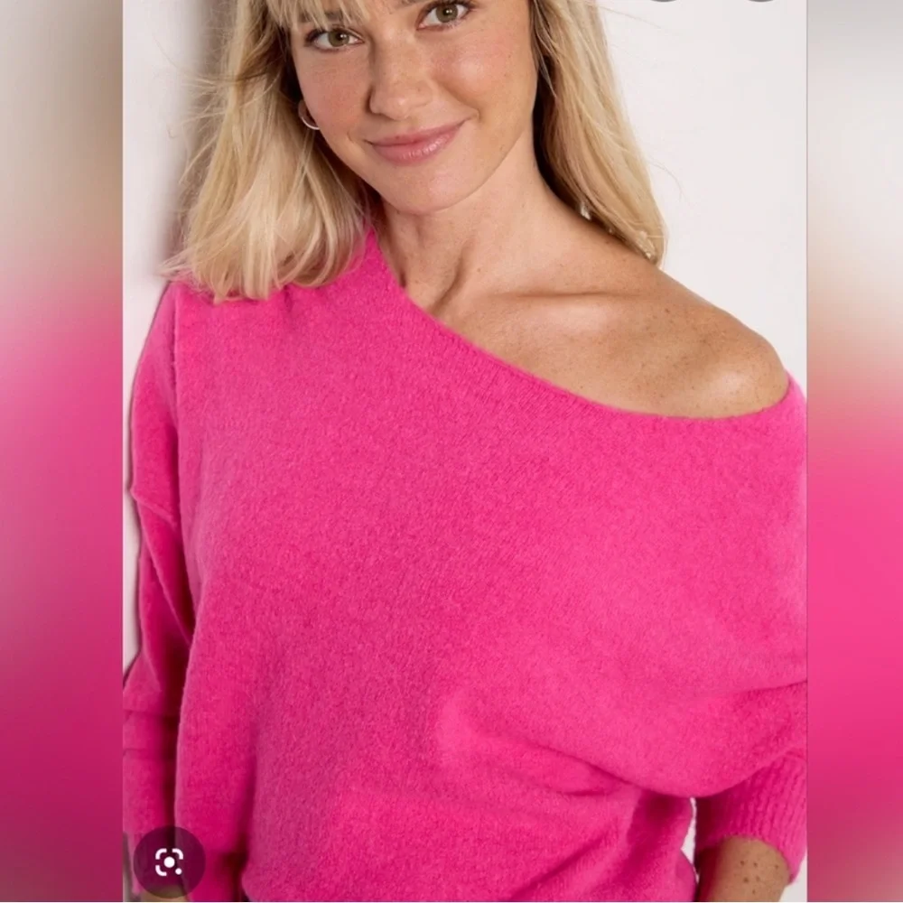 Evereve Rochelle Off Shoulder Pullover Sweater Fushia Pink Medium Relaxed Soft - Picture 4 of 16
